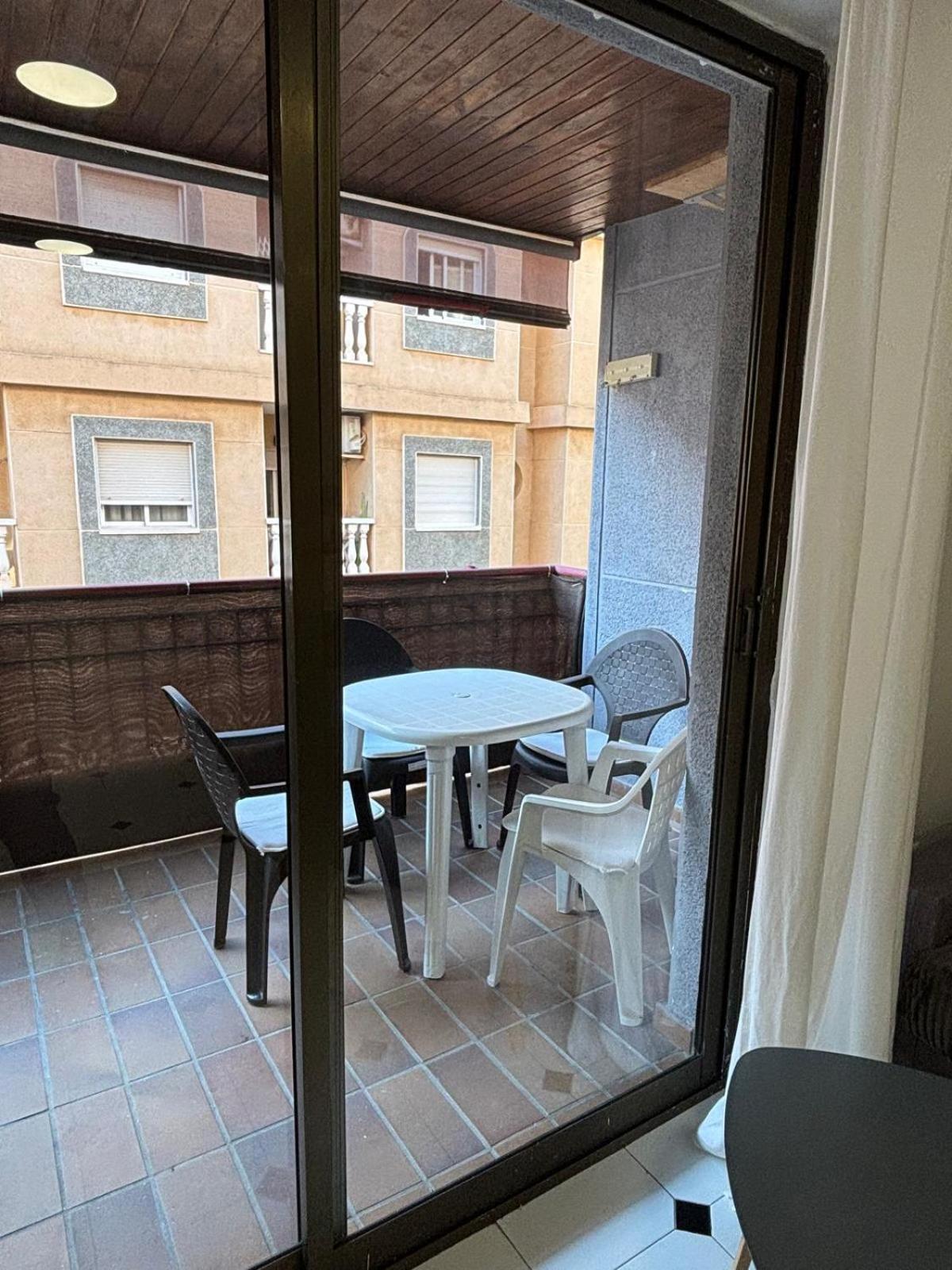 Apartamento Просторная Квартира Рядом С Морем В Хорошем Районе Torrevieja Exterior foto